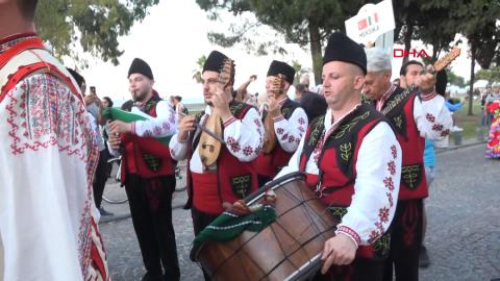 Samsun'da 10 yıl aradan sonra ‘Uluslararası Halk Oyunları Festivali’ başladı