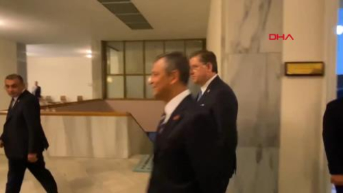 Özgür Özel: Komisyon ile ilgili pozisyonumuzu Meclis Başkanıyla paylaştık