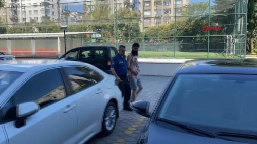 Yeğeniyle sevgili olduğu için kapısına geleni bıçakladı