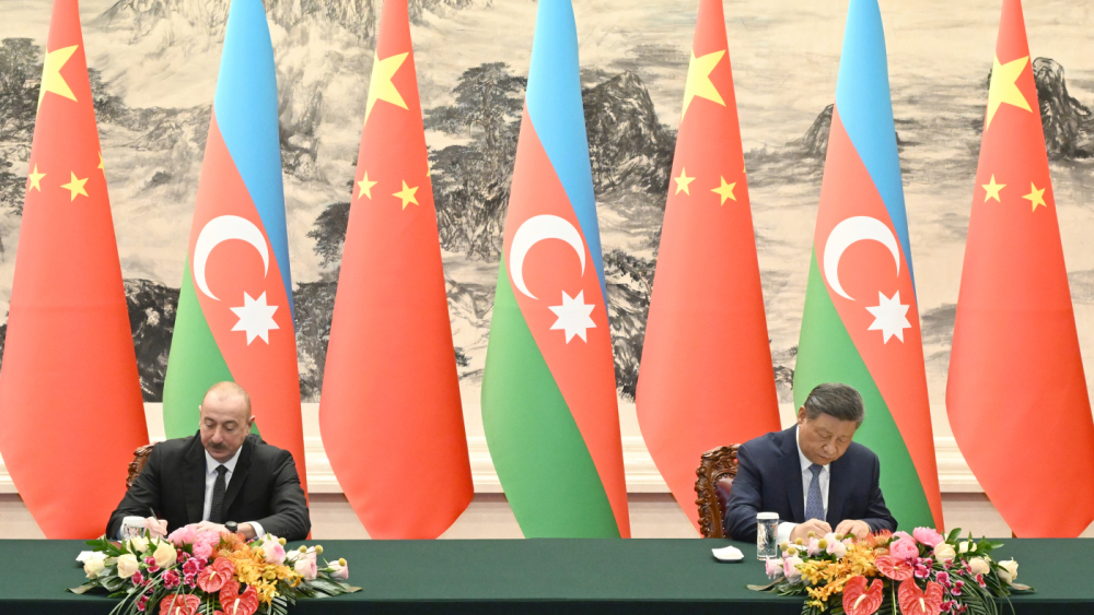 Çin Devlet Başkanı Şi ve Azerbaycan Cumhurbaşkanı Aliyev'den 'stratejik ortaklık' mesajı