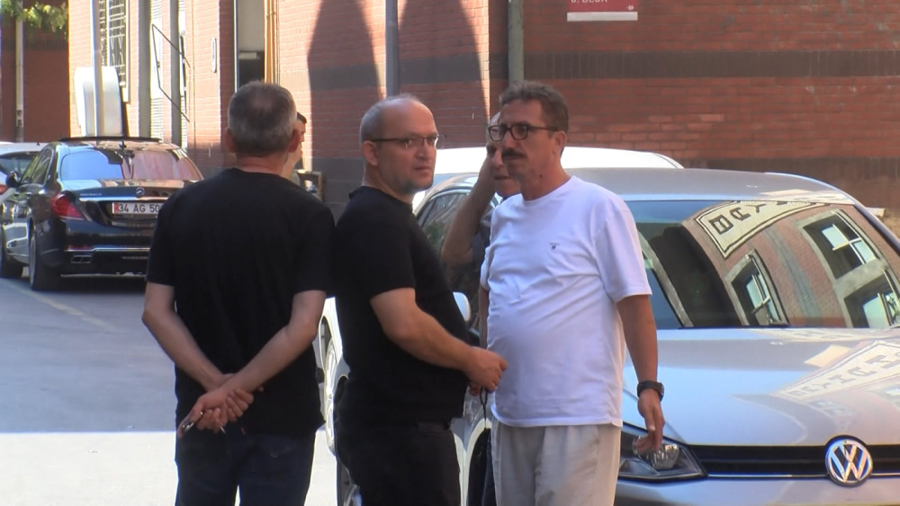 Başakşehir'de işbaşı yapacak olan 140 işçi kapanan fabrikayla karşılaştı