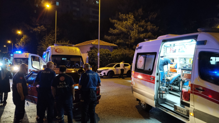 Kayseri’de ambulans ile otomobil çarpıştı: 2 yaralı