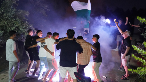 Muğlaspor taraftarından meşaleli destek