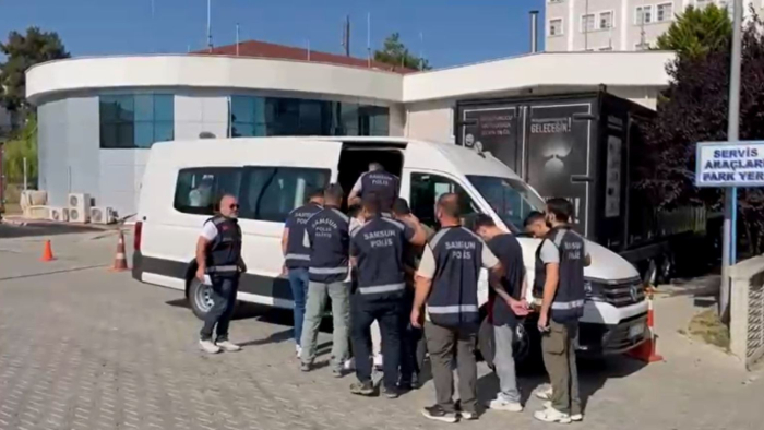 Samsun merkezli 17 ilde dolandırıcılık operasyonu; 25 gözaltı